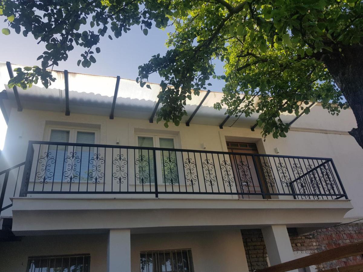 Villa Grigor Berat Exteriér fotografie